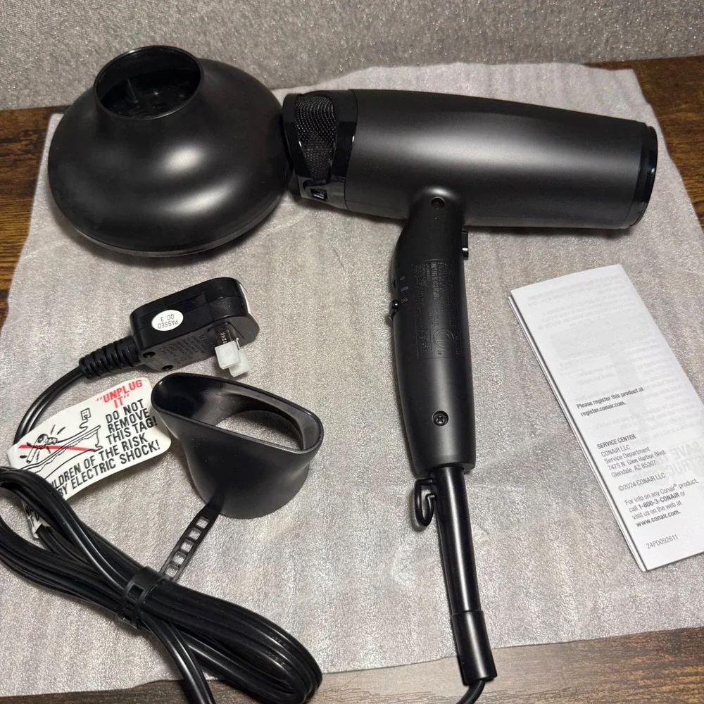 Conair Radiance Boost Dryer 1875W Nano-Quartz Ceramic Hair Blower Black New